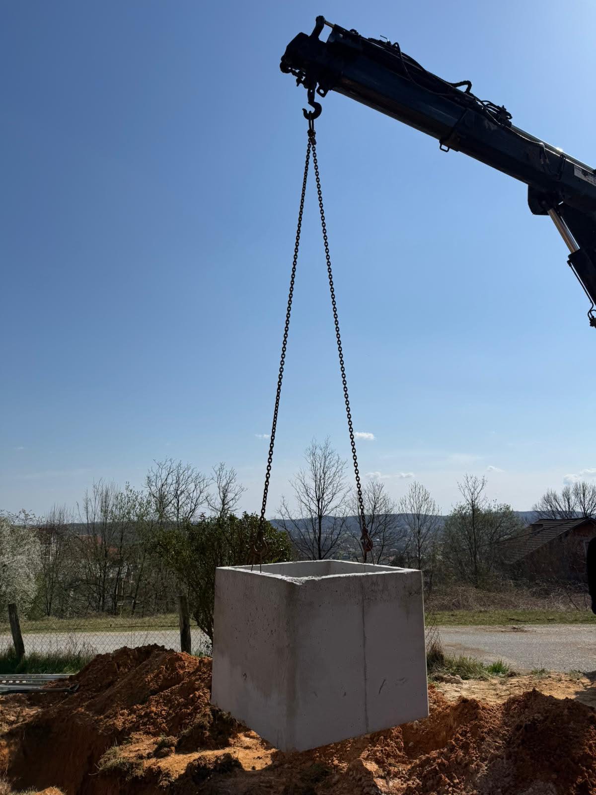 Dizanje betonskog elementa